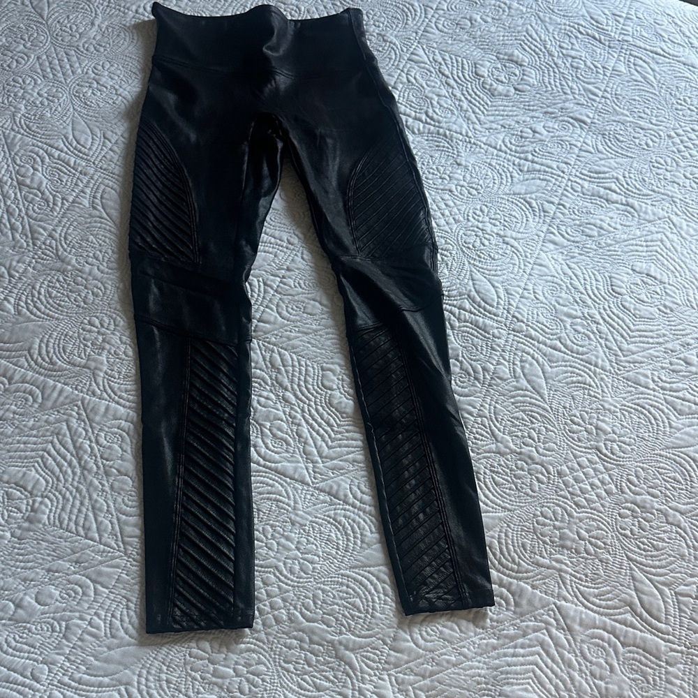 SPANX Black High-Waisted Leggings
